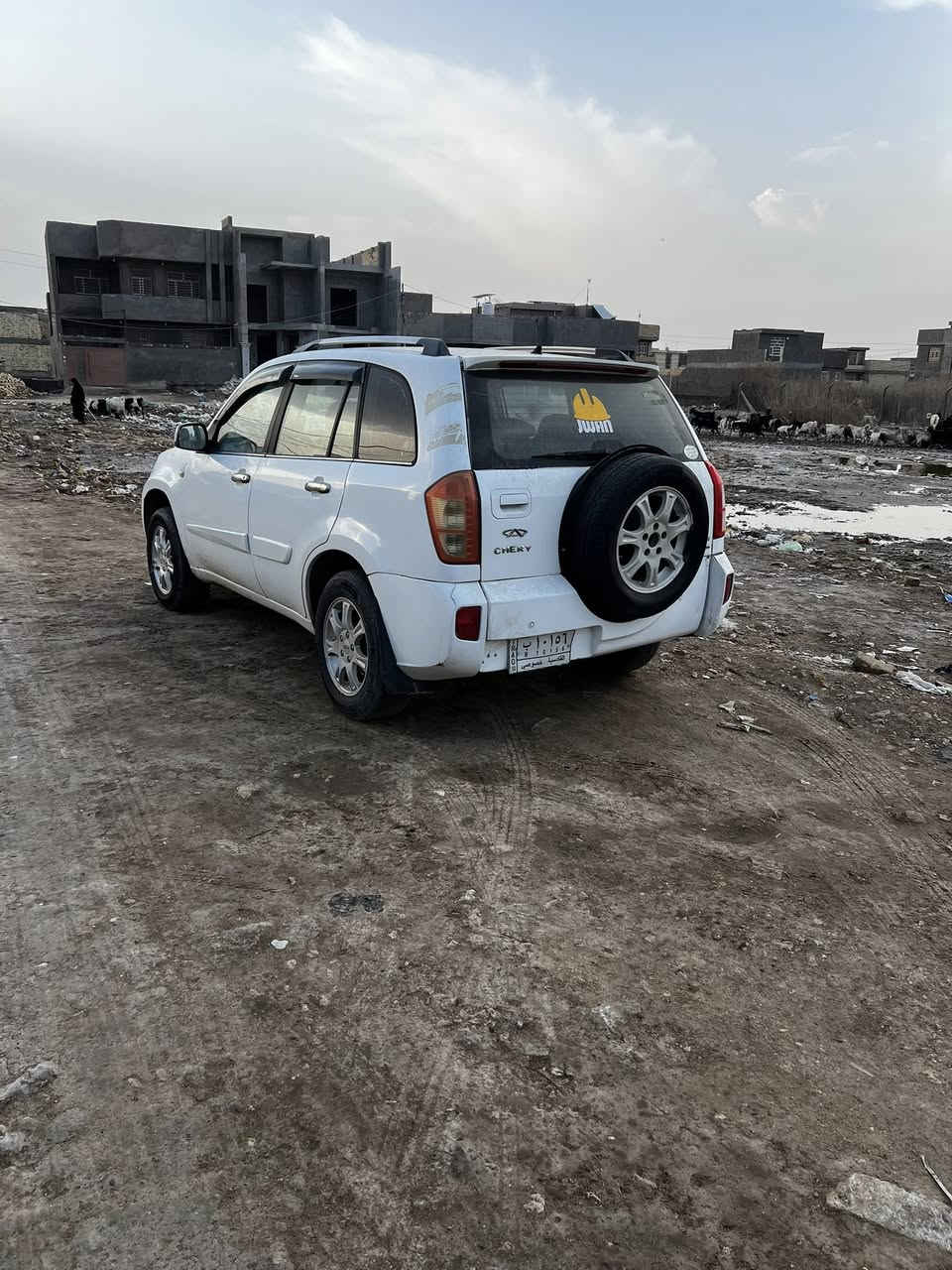 تيكو 2013 كير كهربائي
كيرها مكفول نظيف جدا 
دواخل شركة بدون تكسير 
بيها بارد بلدور الأمامي 
وصبغ دور خلفي اثر خياس 
تبريد ثلج تدفئة دشبول وكشنات شغالة 
سنتر لوك أربع بيبان شغال 
جام كهربائي شغال 
سلايت روف شغال 
الكهربائيات شركة وكلشي شغال 
حدادية ممتازة مشط جديد درايمات جدد 
تخم تاير جواها جديد باتري شادة قبل شهر 
الأرضية دوشمة جلد والكشنات دوشمة درجة أولى 
السعر 49 بيها مجال 
مكاني حلة مركز مدينة 
***********
