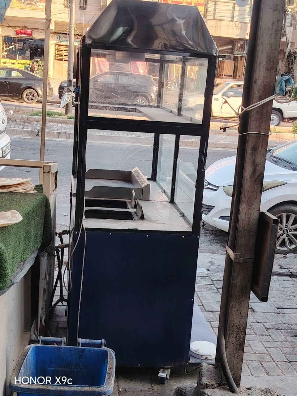 عربانة بركر للبيع جيدة جاهزة للعمل للتواصل***********
