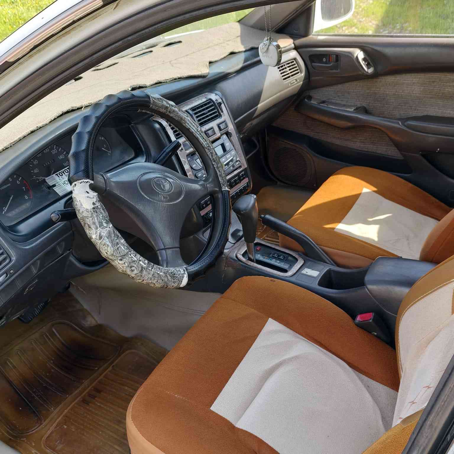 السلام عليكم
سيارة فرخ بطة للبيع موديل ٩٢ محرك ١٦ رقم جديد انگليزي سنوية جديدة هزة جديدة السيارة جاهزة السعر ٦٥
للأستفسار ***********
