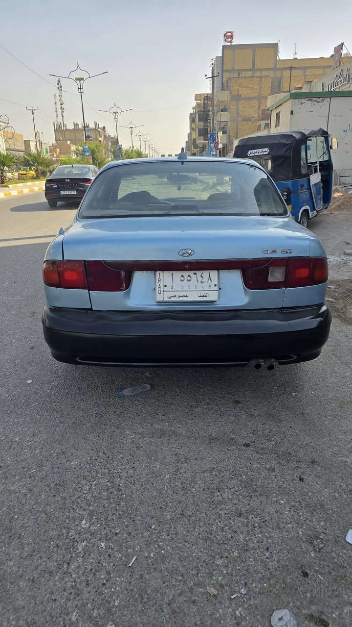 سوناتا تو
موديل 1995
كير اوتو
رقم نجف مشروع وطني 
و ثاني يوم تحويل 
مكينه 1600
انسه صرف بانزين 
لا تبخير ولا تنقيص 
السياره طيران 
مصبوغه عام 
دواخلهه حلوه 
 السعر 35 بيهه مجال حك الجيه بس 
عنوان ناصريه مركز 
***********
