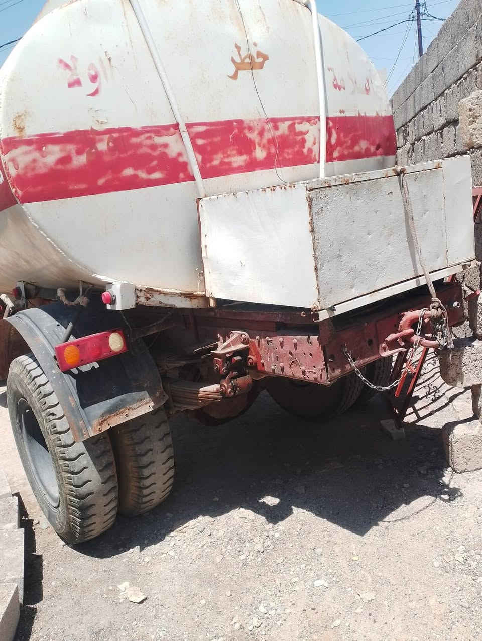 اخوان ابو ردين للبيع
8طن+جي بي اس + مكيل 10
تانكي مقلون كلو شركه بس قماره يرادلها ترتيب 
هاذا رقم صاحبها 
***********
