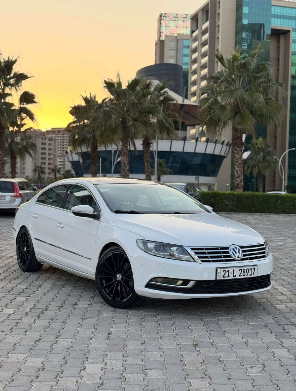 واتس ئاپی لەسەرە (***********)

VW PASSAT CC 2013

شکل نوێی خەلیجی سفری ئێرەیە 

٦ گێڕە مەکینە ٢٠ تۆڕبۆی ٤ پستۆنە

( سحری ٨٧ وەرەقە و محامەلە)

R line قەپات مواسەفات

سەیارەکە سێ  پارچەی سبوخە بێ لێدرانە ناوی نەیگرتوە بە شەرت
ئێڕباگ بە شەرت نەتەقیوە 
پێش و پشتی کەپسە  

گێر و مەکینە و تەبرید و کارەبایاتی بە شەرت 
مەکینە چوار پستۆنی ٢.٠ تۆڕبۆیە 

رەقەم و سەنەوی نوێیە تا ٢٠٢٧
بە ناوی خۆمە

‎مواسەفات R line قەپات //-
‎١- پانۆڕاما  ٢- ٤ گێر ؛ حادی ؛ تۆماتیک ؛ سپۆرت سوکان   ٣- ئەوتۆ پارك    ٤- هەموو گیانی حەساسە کامیرەیە  ٥- گێچ ئەلیک ترۆنی ٧- کوشین مەساج ٨- بلوتوز     ٩- برێک بەسمە ١٠- ئۆتو هۆلد ١١- تەحدد سورحە ١٢- کوشین کارەبایی ١٣- ٦ تەبریت لەمس  ١٤- ڤۆلیۆم ١٥- تەبرید مەرکەزی ١٦- بیلاد پەردە  ١٧- بەسمە ١٨- ٨ ئرباگ ١٩- زینۆن ٢٠- حەساس ٢١- لید ئاوێنە ٢٢- تەلەفۆن ٢٣- دژە خلیسک ٢٤- ئاوێنە ئۆتو ٢٥-سێ مەوجی ڕۆیشتن سپۆرت نۆڕماڵ کۆمفۆرت ٢٦-زۆر مواسەفاتی تر 
 
سەیارەکە زۆر جوانە و یەک دینار مەسروفی تێدا نیە هەموو گیانی بە شەرت فەحس 

‎سحری 87 وەرەقەو مەجالێکی کەم
سەیارەکە لە هەولێرە
*********** أربيل, العراق

