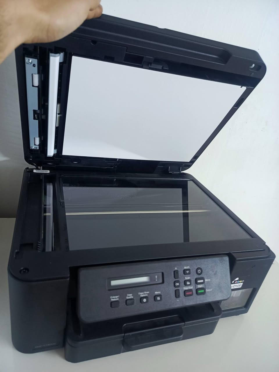 سلام عليكم شباب طابعة براذر هية واغراضهة اصلية اخت الجديدة مستعملة يومين فول مواصفات واي فاي تربط على الموبايل 
تطبع وجه وضهر واضحة ملون وعادي راقية الله شاهد 
السعر 250الف وبيهة مجال  العنوان بغداد مدينة الصدر رقم الهاتف ***********. خابرني وتدلل تجي تفحص وتقتنع يلا تاخذهة تاج راسي
