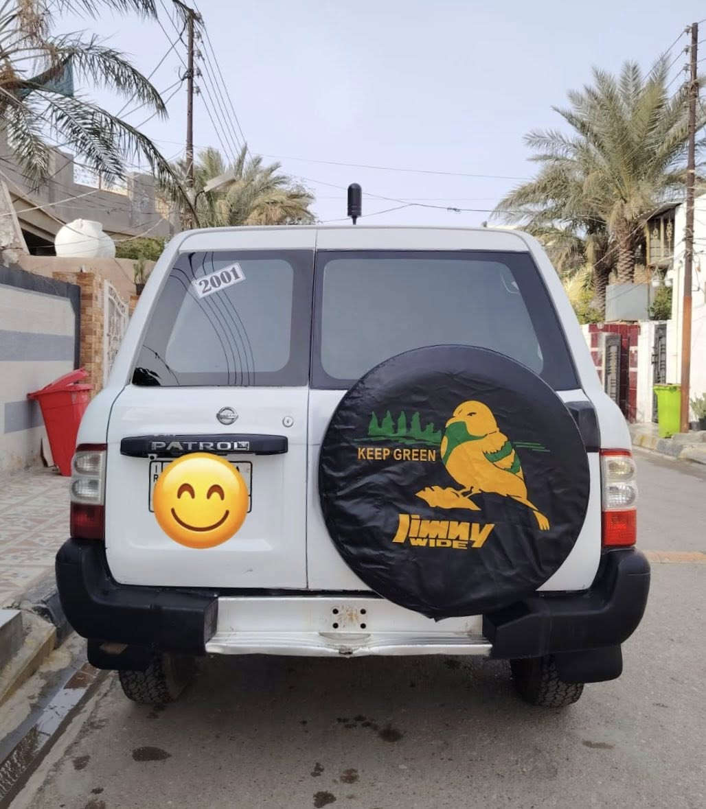 السلام عليكم 
للبيع سيارة نيسان باترول 2001 رقم نجف الماني، محرك بانزين 4200 نظيف، كير ولوكير دفع رباعي شغال نظيف، تخم تاير جديد قبل أسبوع شادة، جام كهربائي شغال، كهربائيات شغالة. 

السيارة نظيفة وكاملة مال جناي .. السعر 85 ورقة …
ملاحظة؛ للبيع فقط بدون مراوس
الشراي يتصل ***********
العنوان/ ديالى - بلدروز
