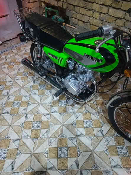 سلام عليكم دراجة للبيع نامة مديل 25 صارلة 15 يوم من طالعة من الوكيل تبديلت دهن اولة اوراقة 5 مو 3 مكفولة كفالة عامة سعرة 750 وبية مجال شراي اتصل وبخدمتك ***********
