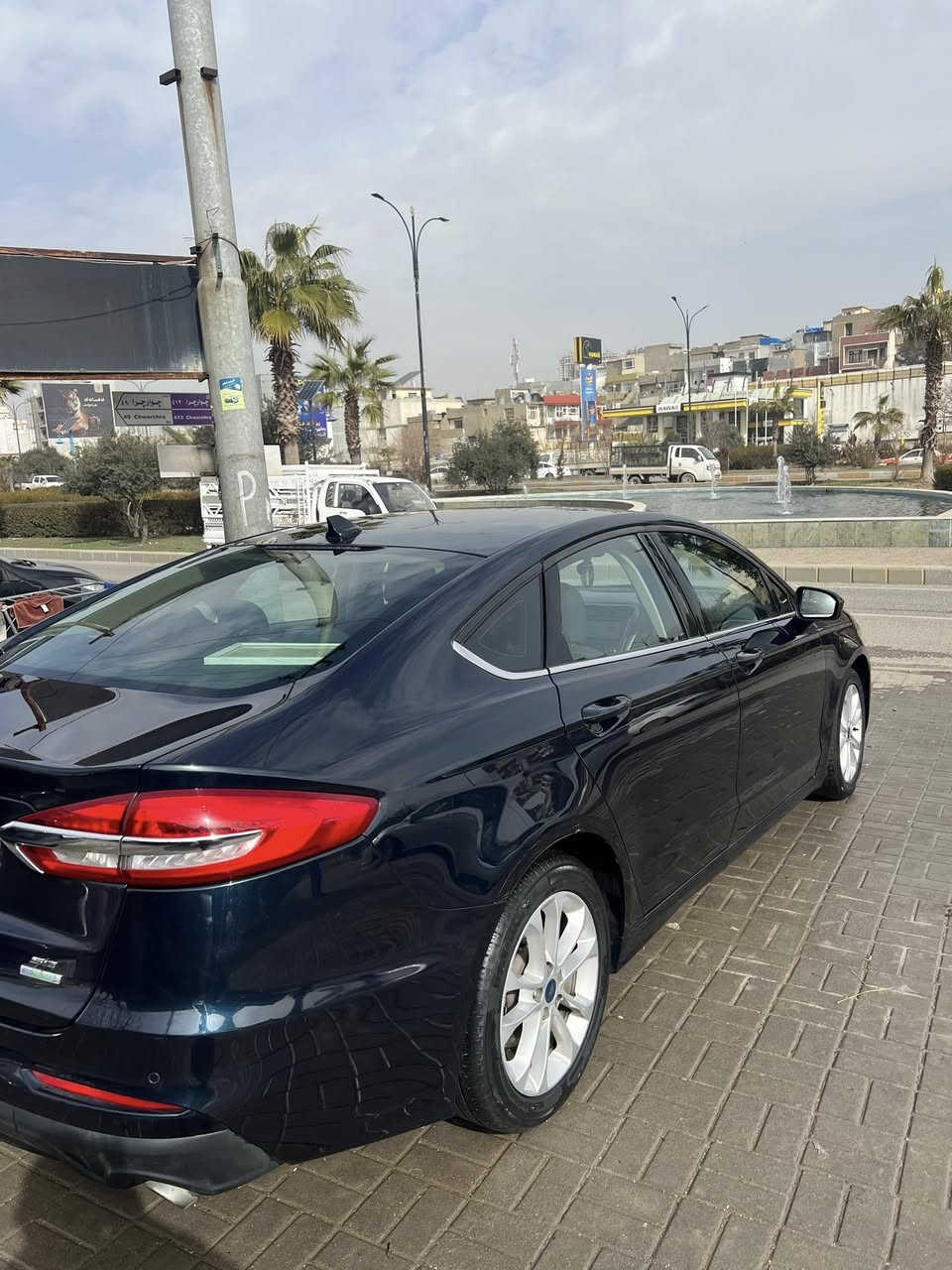 السلام عليكم 
للبيع
فورد فيوجن 2020 Se
المواصفات معروفة 
ماشية 75 الف مل  
السيارة نظيفة كلش
المحرك 1.5
السعر 125 
الضرر فقط لي موضح بالصور
مكان السيارة السليمانية 
***********
