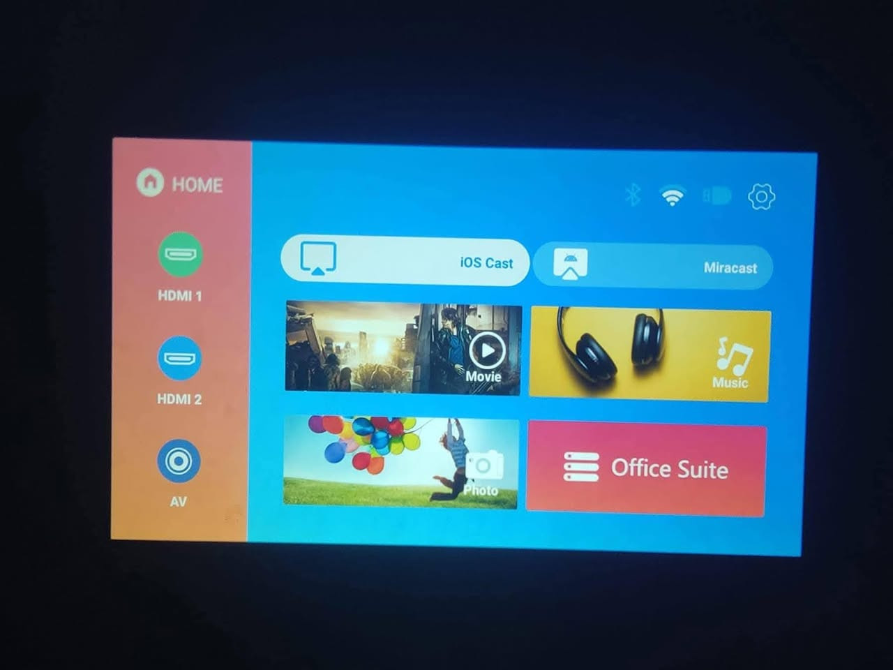 متوفر داتا شو واي فاي بلاتوث
ماركه TOPTRO:X1
500 ansi
عمر العدسه 150000 ساعه
دقه 1080 يدعم 4k
مع خاصيه تكبير تصغير الصورة حسب احتياجك من المساحه يربط عل جميع الاجهزه 
جديد لوك اوبن بوكس 
للحجز عبر الخاص   *********** اكثر من نوعه عدنه
