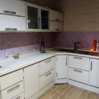 كاونتر المنيوم • مع سنك • نظيف جداً