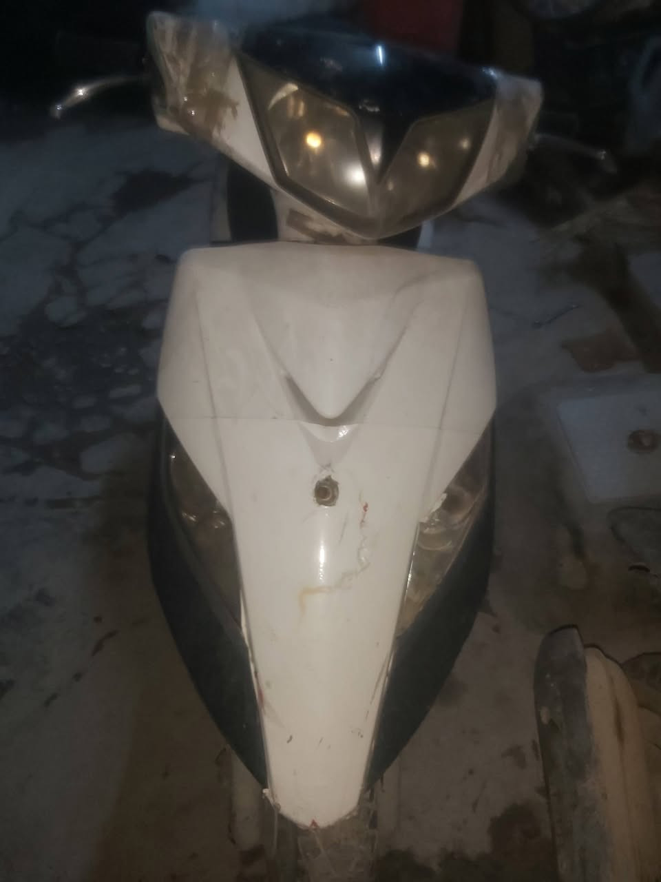 ثعلب مكينه طافيه كهربائيات كلها شغاله مكاني الحريه بلدولعي وهذا رقمي ***********
