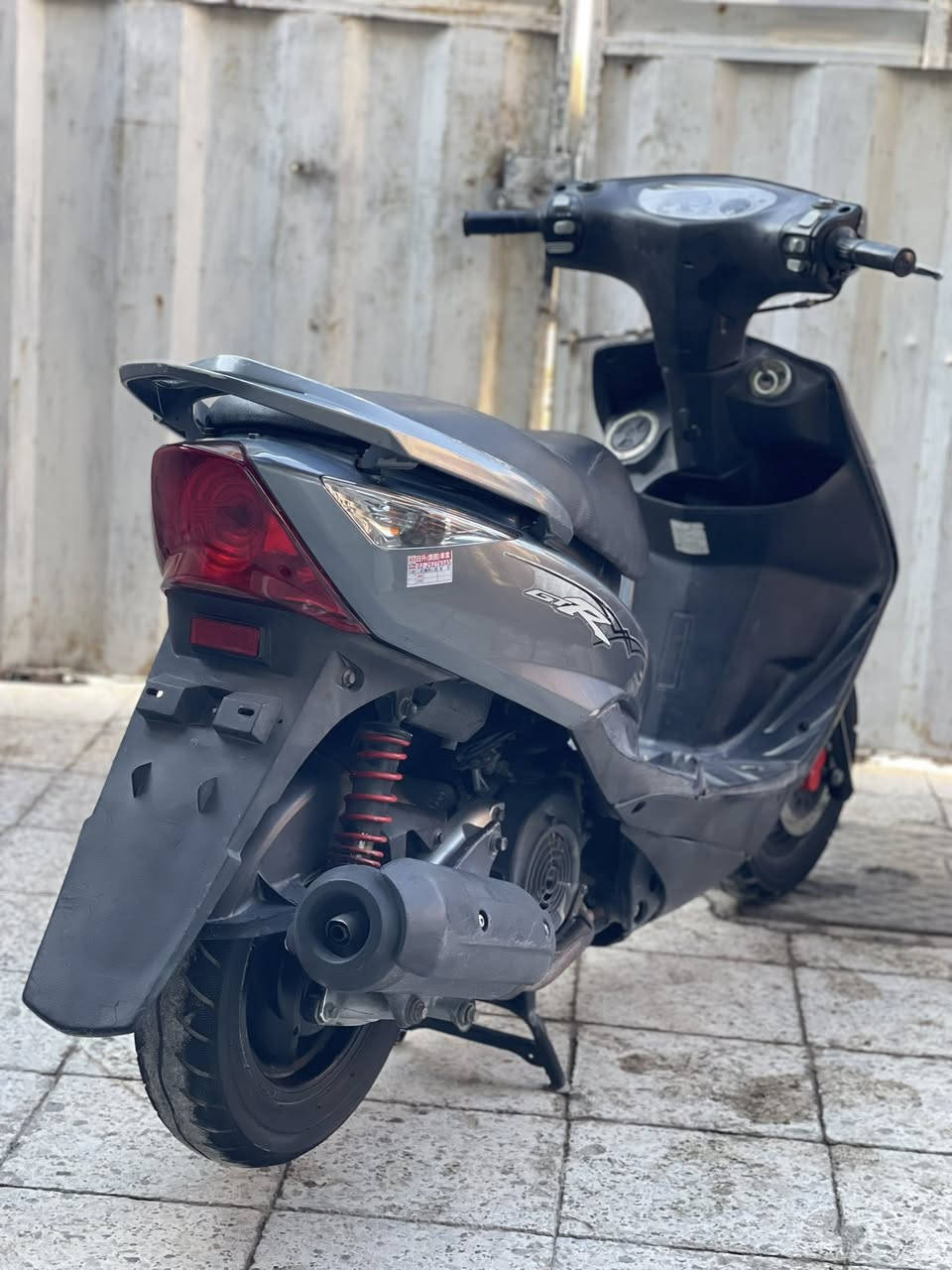 للبيع ثعلب بلاديه برغي ما مفتوح بيهه كفر بلاديه مكينه بلادي كابريتر وسلف بلادي ماشيه 16 الف كلهه شغاله السعر 750 مجالهه بسيط مكاني الشعله ***********
