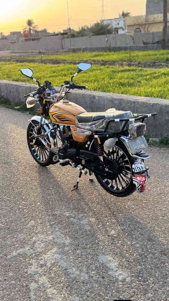 دراجه سونك للبيع محرك 200فول نضافه وكفاله عامه وبي ورقه منفيس بس الشراي يتصل الموشراي ليتعبني ***********
