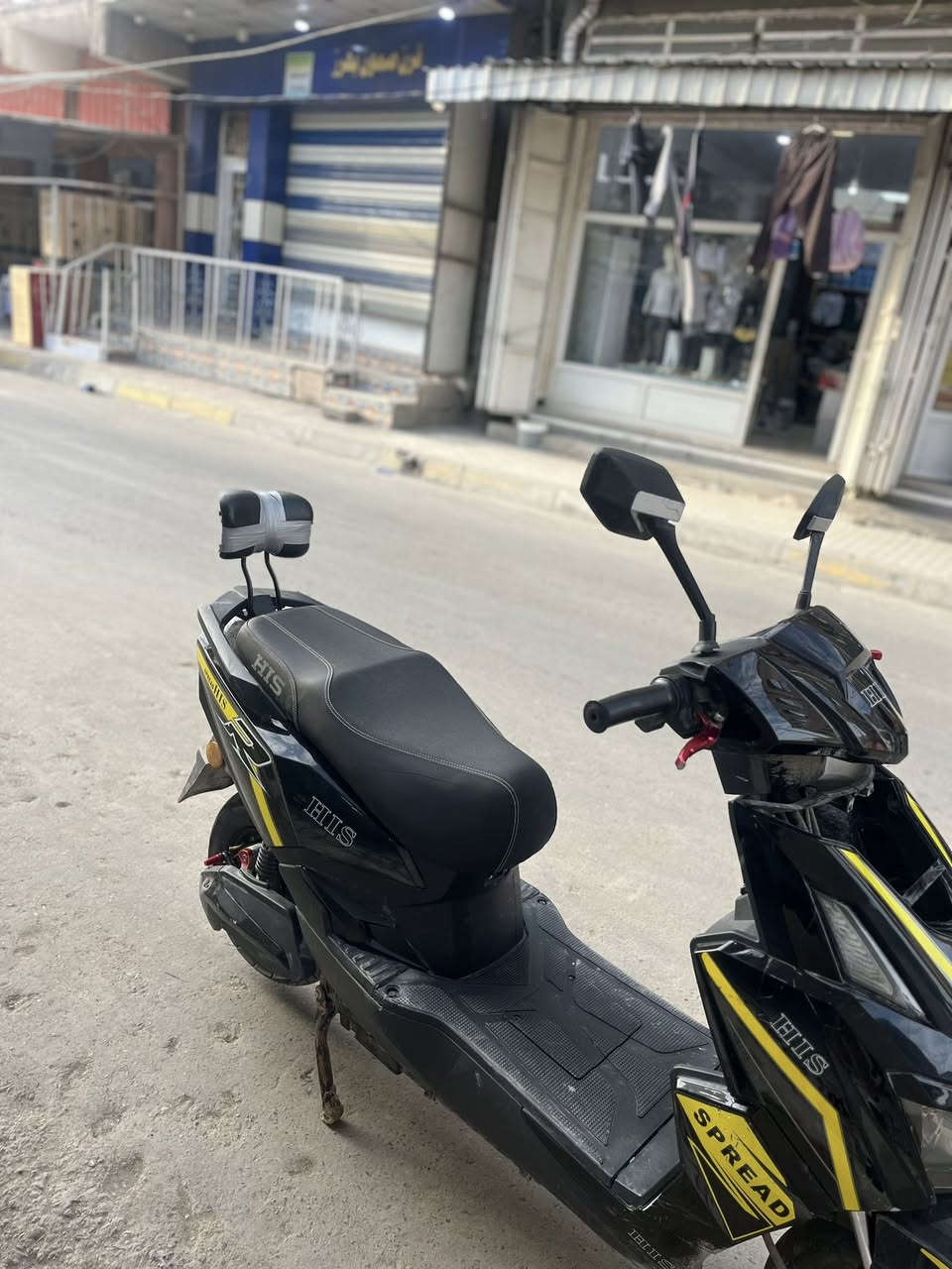 دراجة شحن سكنس 2025 نظيفة
بيها فقط هاي القطعة الأمامية ضايعه 
بطاريات خير من الله 
السعر :عل خاص 
أو اتصل :***********
المكان : بعقوبة بهرز
