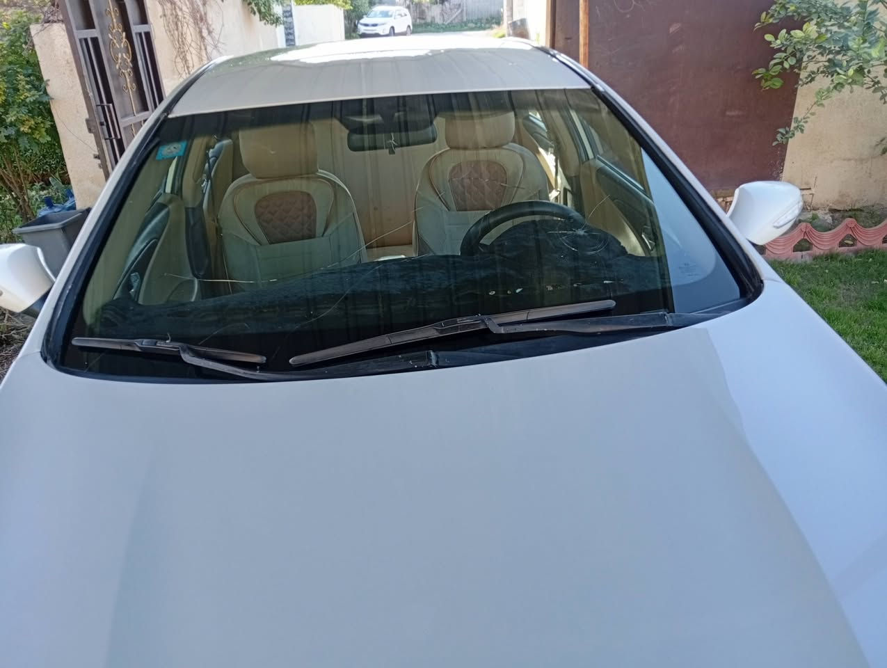 سوناتة خليجي موديل ١١رقم صلاح الدين نكليزي مكان سيارة صلاح الدين بلد محرك ٢٤٠٠ اني بكلف بلنشر ***********
