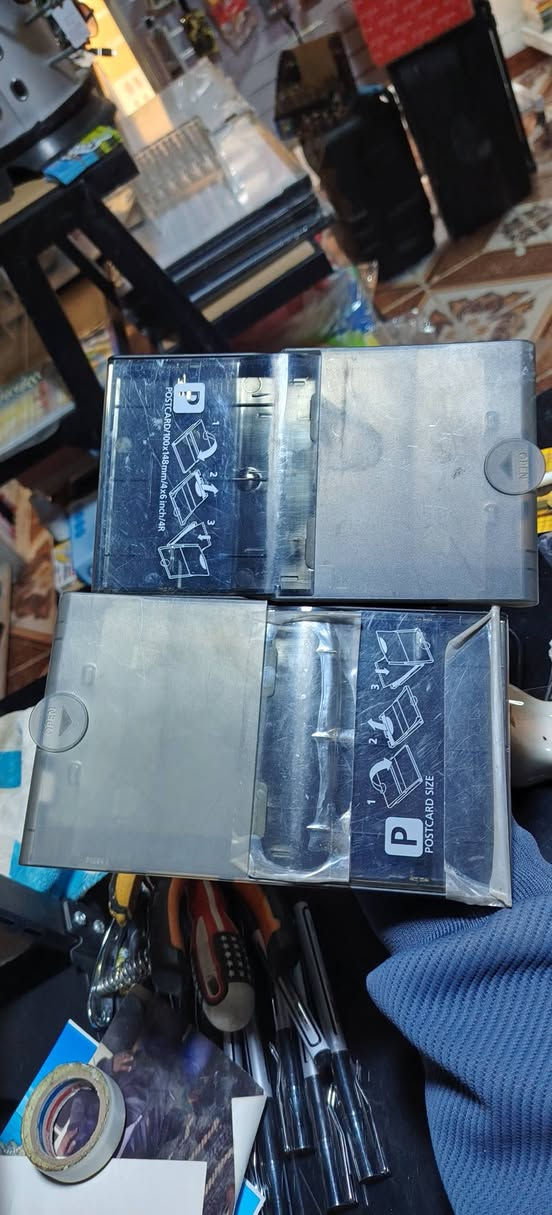 كاسيت ورق الصور للطابعة السلفي كانون حراري عدد ٢ للبيع اثنينهم ١٠ الألف المكان قرية باجوان مكتب الرواد للاستنساخ والتصوير الفوتوغرافي ***********
