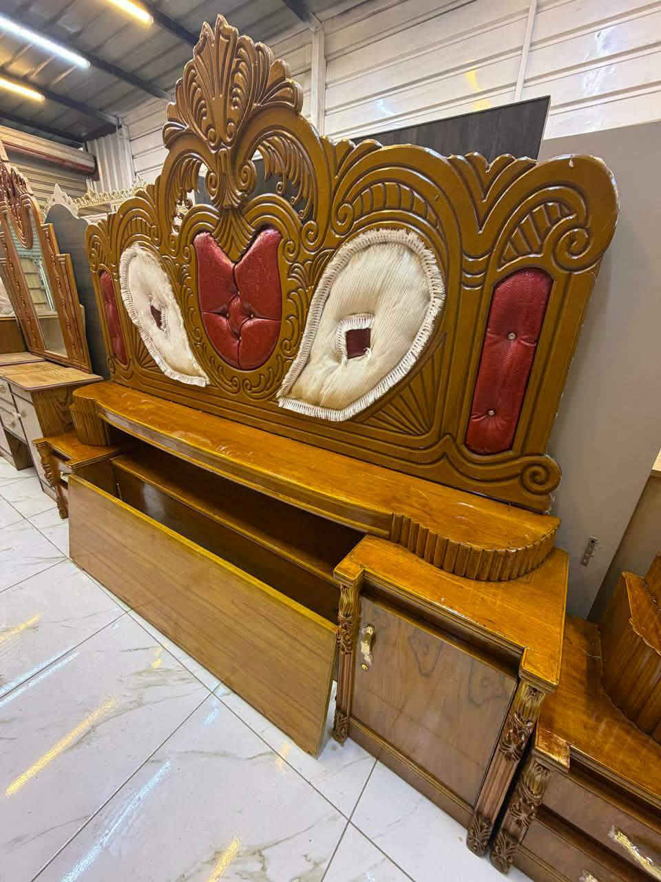 غرفة نوم مستخدمة نضافة 70‎%
صاج عراقي 
ضهر جرجوبة 
شغل وسط 
هدية طابوريا 
6 ملحق عالي 
سعرها 950
شد ونقل داخل بغداد مجاني محافظات بكروه
للحجز اخذ سكرين وتفضل وات ساب ***********
