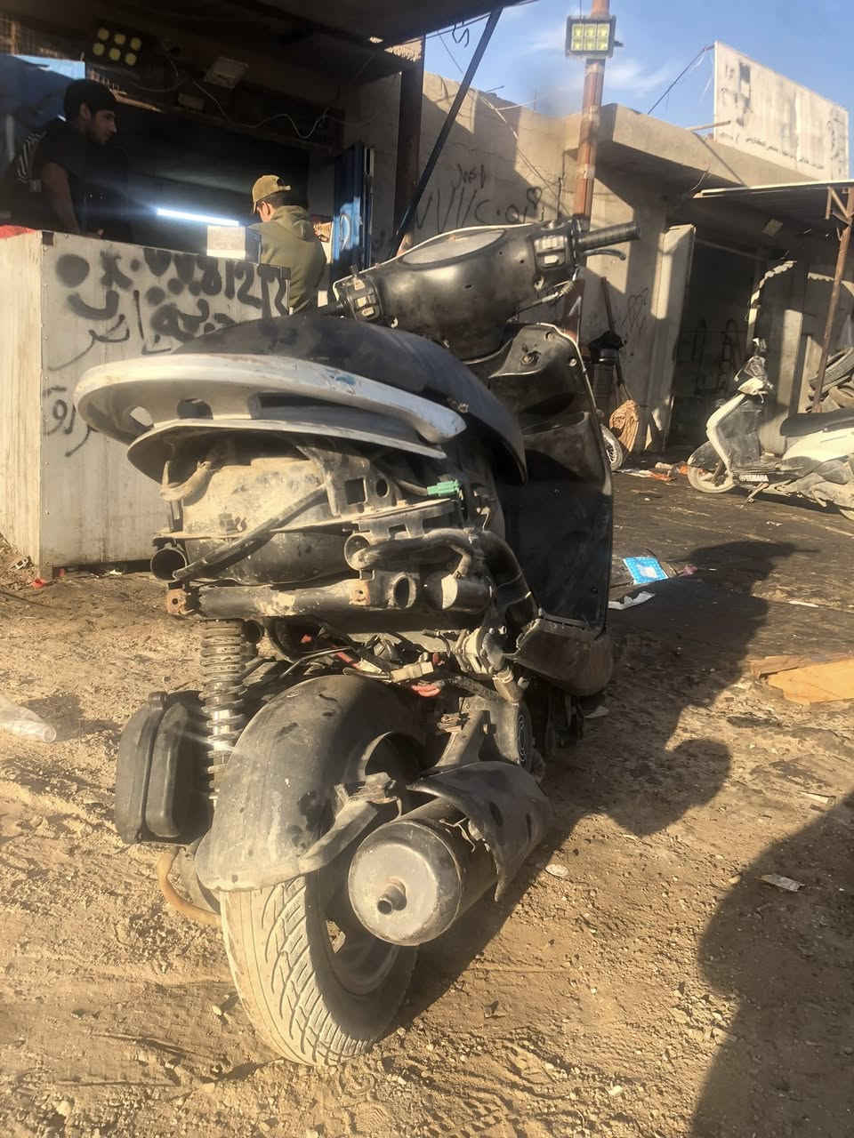 سلام عليكم بريز اكرز للبيع سعر 300وبيهة مجال مكاني بغداد بلديات ***********
