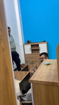غرفه سنكل نفر واحد جديده صارلها شهر من ماخذها اخذتها ب520 والله بس هسه...