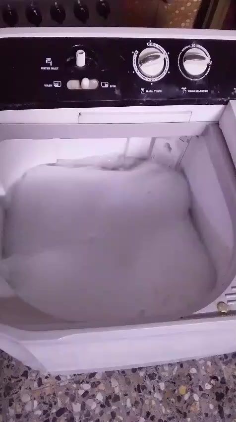 سلام عليكم غساله حجم كبير تغسل بطاطين قفل ٨٥
شارع فلسطين ***********
