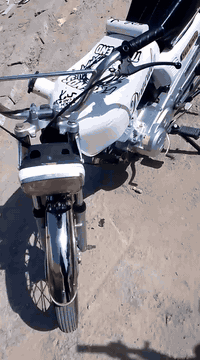 سلام عليكم نامه البيع اوراق مكينه مجفت السعر 750و به مجال حي الشهداء الرقم ***********
