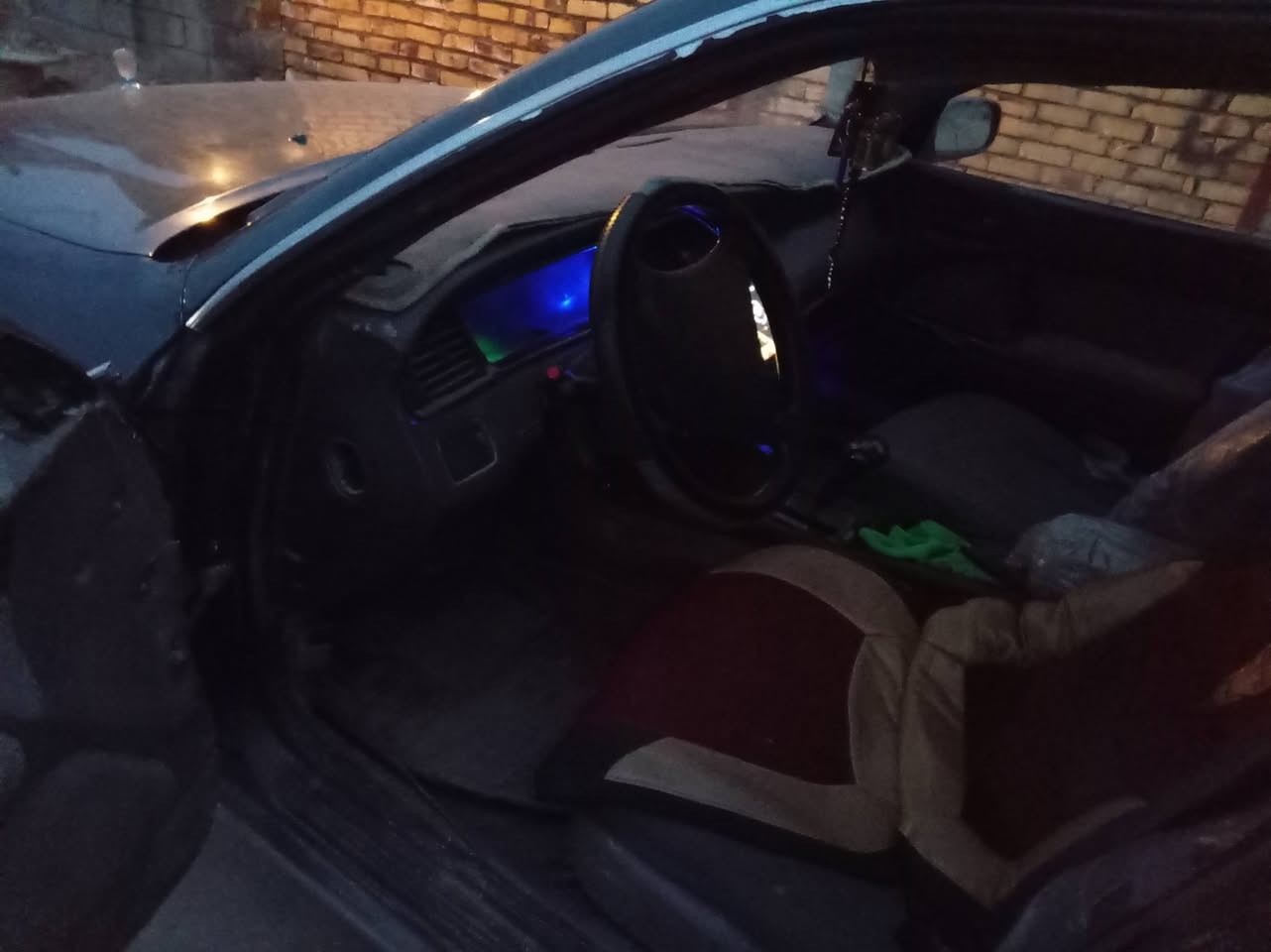 بلاش بلاش بلاش بطه كراون مديل 93لون زيتوني امحجله برصاصي مكفوله من ضربه والكص رقم بابل مميز سنويه صاقطه 2024 مصبوغه عام جماليه بدون دواخل مكينه 3000 ديفوار الجبير مكينه كير بل جيس نضيفات ابشكل مال حاويه ***********  حداديه بل جيس السعر 50 وبيهة مجال ملاحضه السياره بدون معجون
