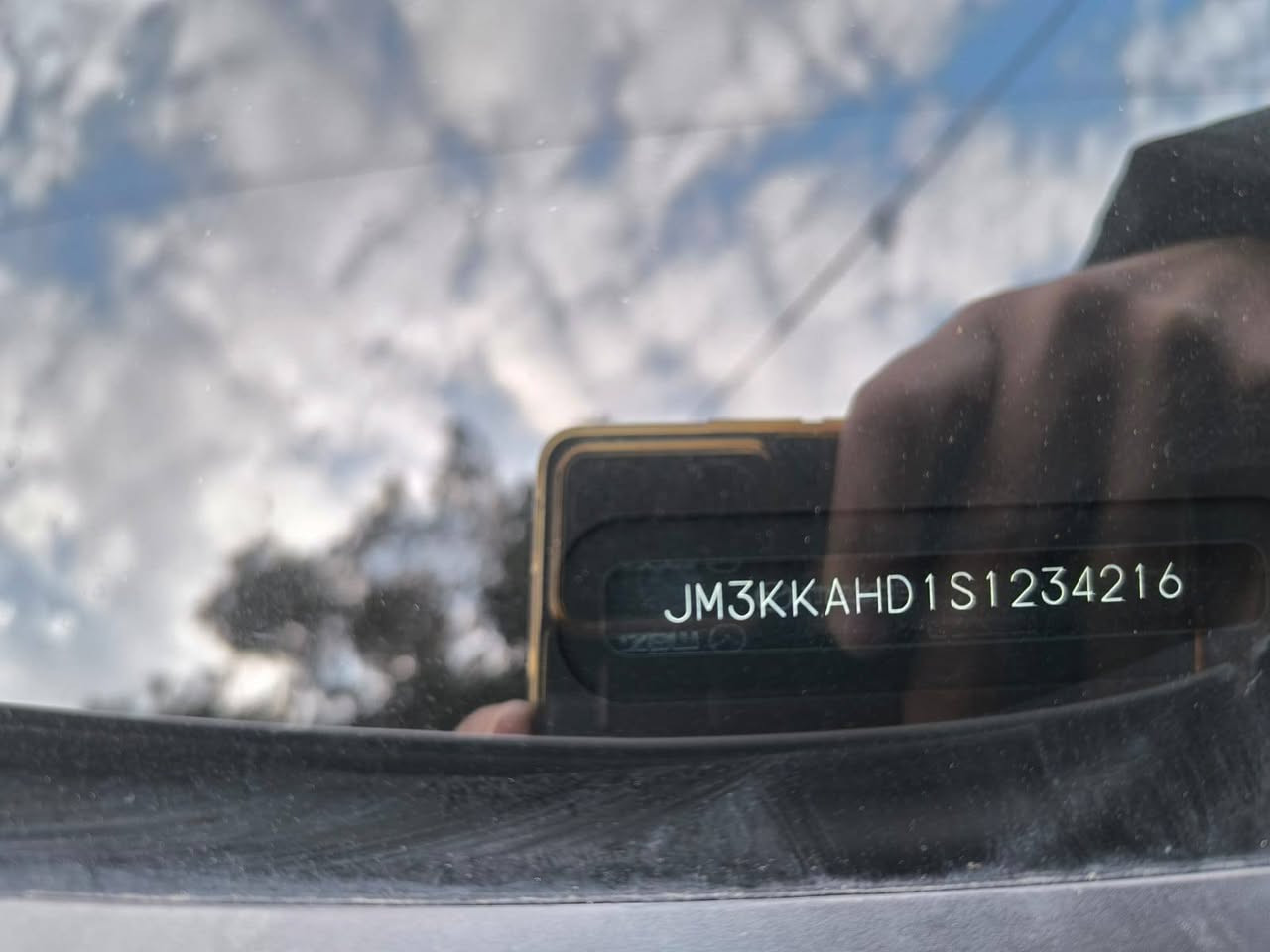 مكلف منشور اخوان العزيز 
للبیع فقط 
MAZDA CX90 
 
مــــــــودیل/2025
مواصفات/ كاميرة ، حساس ، دبل اكسل ، سبعة الراكب ، كشن جلد 
محرك / V.6 ست سلندر
3.3 توربو multi hybrid 
بدون ایرباك ، بدون دواخل
بدون صبغ ( ثلاث مكان PDR)
5 ألف كم ماشي 
رقم موقط 

سعر   (( 260  ))
 
عنوان اربیل ، 
للتفاصيل اكثر


**إذا كنت صاحب هذا الإعلان وتريد حذفه لأي سبب، رجاءا أرسل رسالة إلى الدعم الفني**