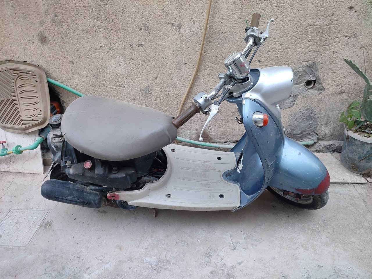 دراجة عبد الحليم عطلانه 100وبيهه مجال شراي راسلني


**إذا كنت صاحب هذا الإعلان وتريد حذفه لأي سبب، رجاءا أرسل رسالة إلى الدعم الفني**