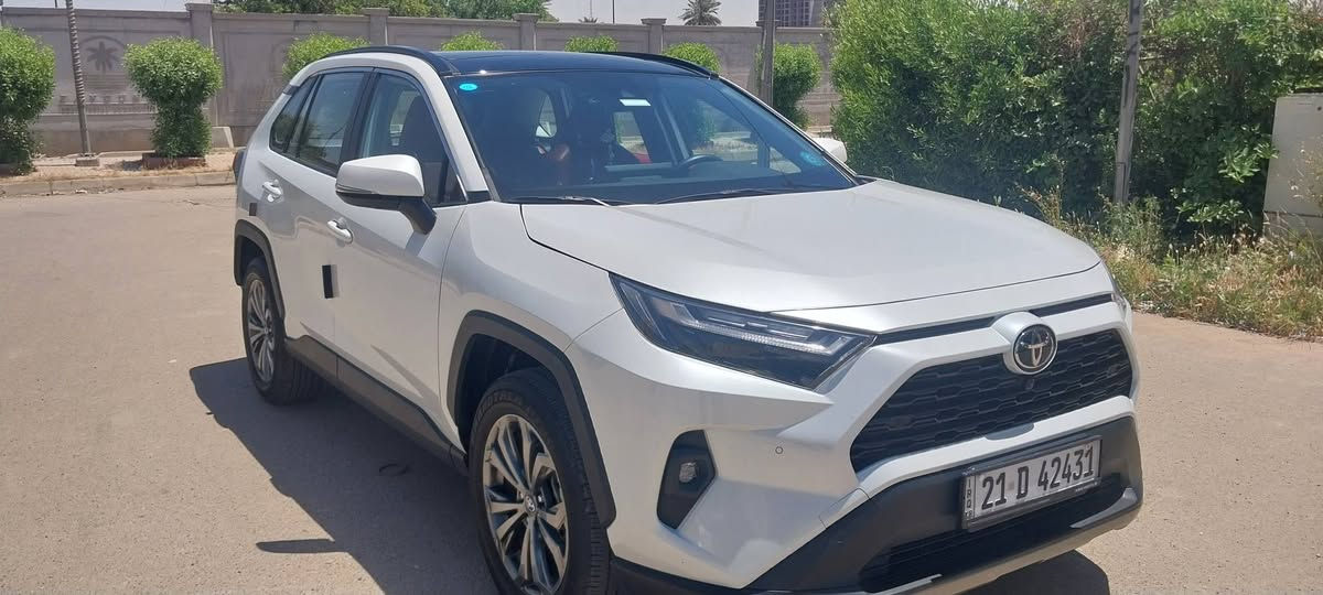 � للبيع — Toyota RAV4 موديل 2023
✨ سيارة نظيفة جداً شبه جديدة

📍 رقم سليمانية — باسمِه

🔹 المواصفات:

• فول مواصفات

• سقف بانوراما

• بصمة تشغيل

• تدفئة مقاعد

• 3 وضعيات قيادة

• 5 كامرات

• حساسات

• محرك بنزين 2500

📏 الممشى: 10,000 فقط

🇯🇵 ياباني تجميع صيني

🔥 السيارة جديدة وما ماشية هواية

💰 السعر: 26,500$

📞 للتواصل: ***********
