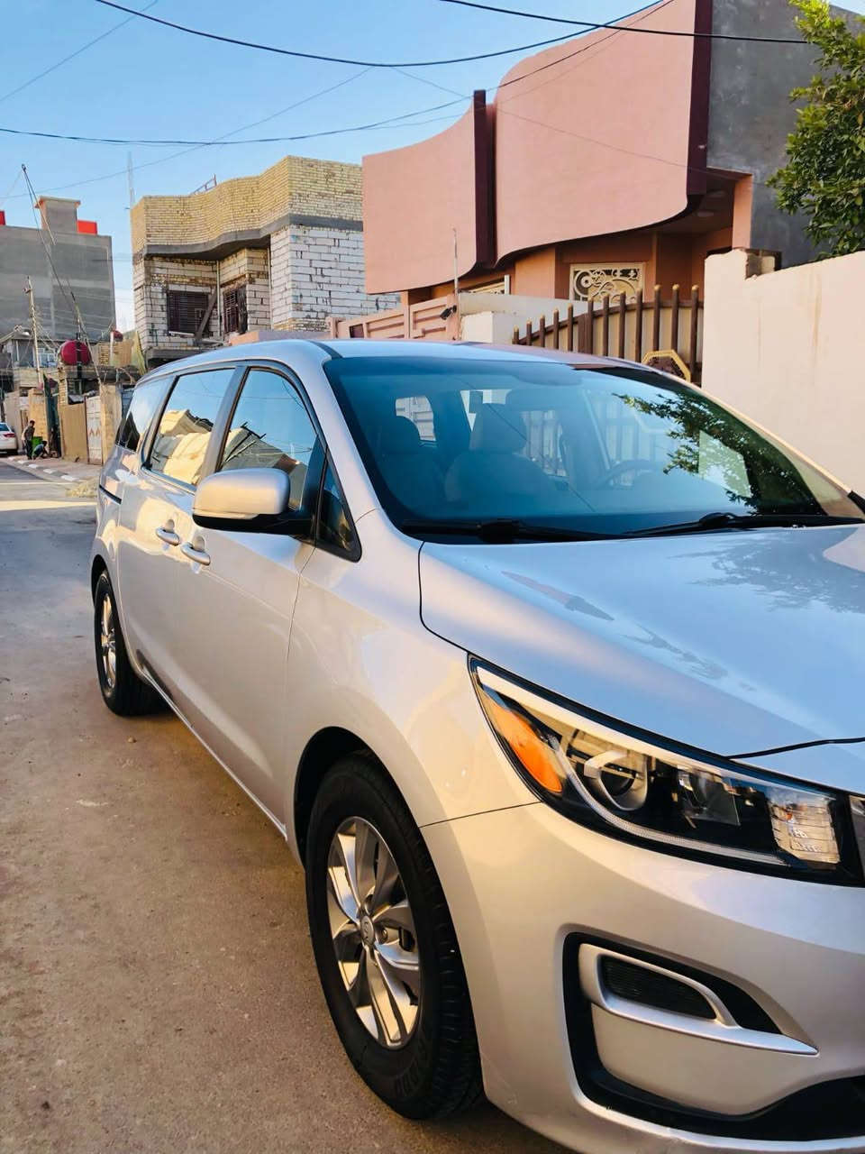 سلام عليكم ورحمه الله وبركاته سياره سيدنا للبيع
موديل: 2019
مواصفات : 7راكب تبريد مركزي شاشة تحديد سرعة…
محرك: ستة سلندر مامفتوح كير مكينة بشرط ب جيس 
كفاله بس قبق جنطه مبدل فقط 
لون السيارة: رصاصي سنويا ماصاقطه جديده رقم اربيل السياره ب اسمي تحويل ثاني يوم  
سعر: 210 وبيه مجال 
عنوان: حله حي الجزائر  
للاستفسار اكثر راسلني على وتساب او خابر ***********
