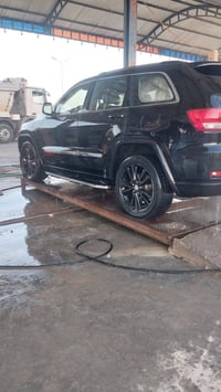 جيب للبيع موديل 13 بيها اربع قطع سبق مثل ما موضح بالسونار كير محرك خير...
