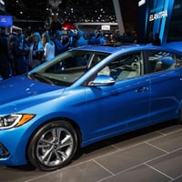 تخم ويل كب حجم ١٧ نفس الي بالصورة  السعر ٢٨٠  العنوان : الكرخ  رقم اله...