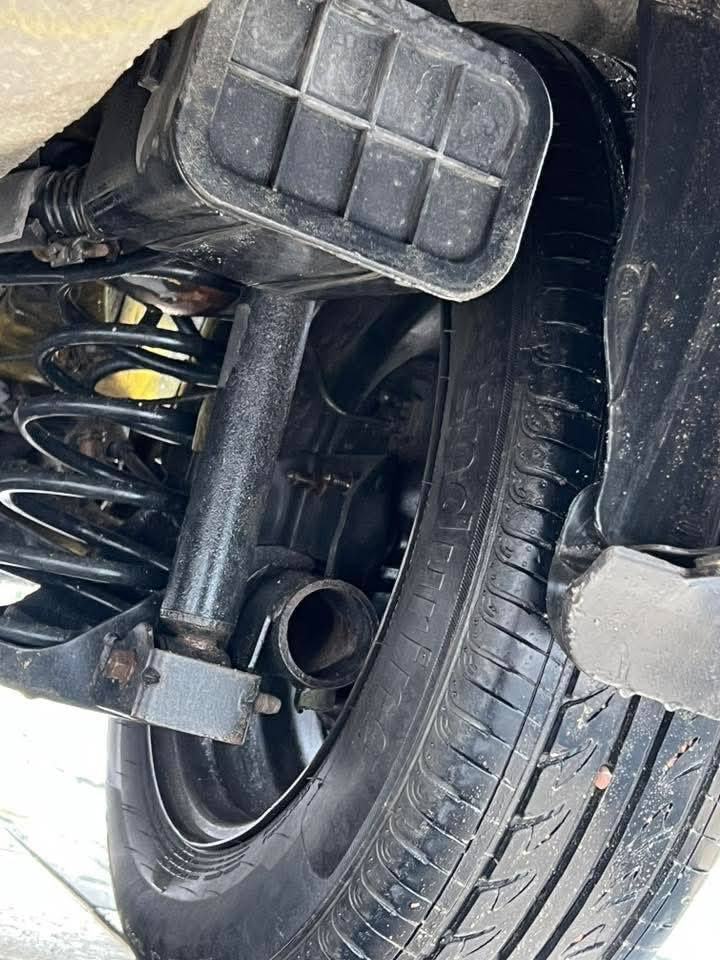 السلام عليكم افيو 2010 للبيع محرك مفتوح مصفرة هيئة سنه ليكدام سيارة كامله مكمله مابيهة اي نقص محرك ستوني شادة كيرها يخبل تدفئة شغاله تبريد عوزة بس كمبريسر سيارة مال بيت مو مال شغل مداور ثاني يوم مااتعبك مكاني نجف /كوفه للاستفسار *********** النجف, العراق
