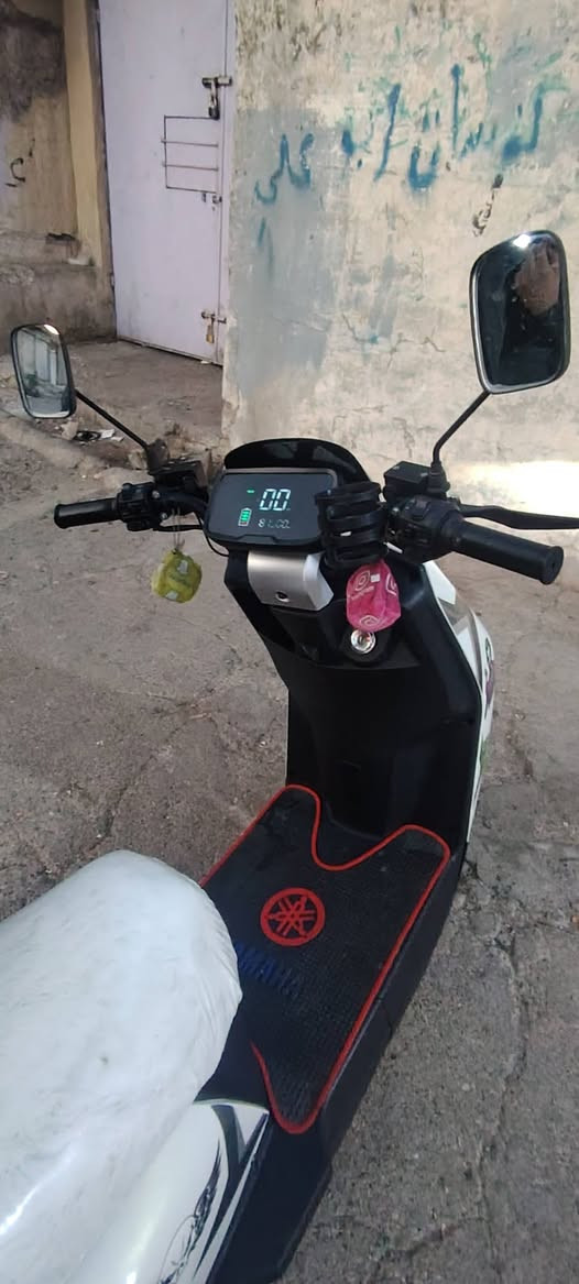 ماطور شحن للبيع 318 شرط النظافه 100/100
بطاريات شرط 100/100 الكهربائيات كلها شغاله
السعر 600 بيها مجال بسيط الاستفسار ع الارقم او مراسلتي خاص
***********

