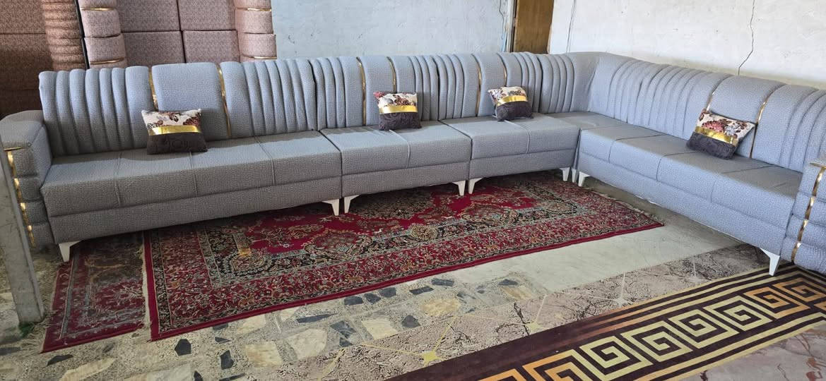 بلنقد والاقساط للموظفين والمتقاعدين حاملي ماستر رافدين اسعار مناسبه تخم ديوان شغل درجه اولى  مقعد بلوك اسود 14ملم   الثقيل والخشب جام روسي والاسفنج   ضغط عالي قماش راقي  يجي طوله 7 متر  11نفر مع 4كوشات هديه كل هذا الجمال والسعر  350فقط

العنوان نجف حي الرحمه شارع عشرين مجمع العائله او مجمع ابو محمد *********** النجف, العراق
