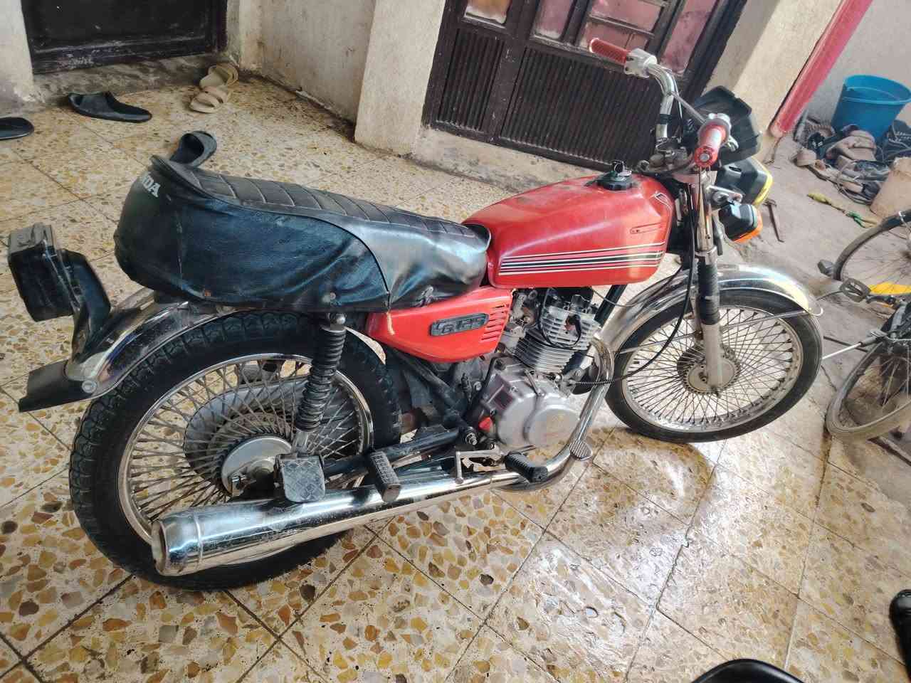 تايكر ايراني مكفوله من كلشي اوراق سكنر مكاني حي المعلمين جديد السعر 600 وبيهة مجال لتواصل ***********
