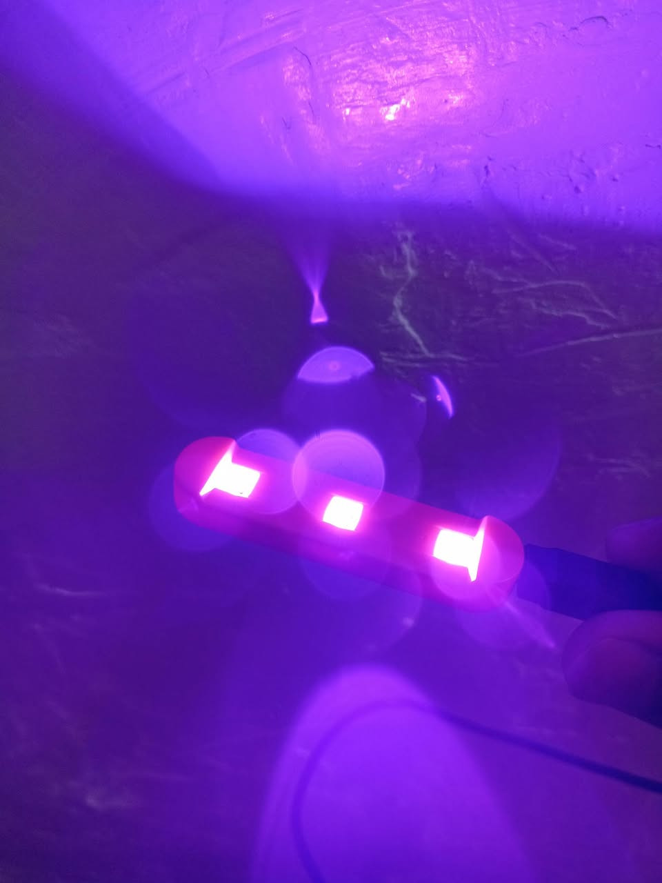 السلام عليكم عدي ٢٠٠ قطعه
جهاز أشعة فوق البنفسجية يشتغل على شاحنة الموبايل
الايسي بيهن كلكسي وبيهن تايبسي 
القطعه ٥٠٠دينار


**إذا كنت صاحب هذا الإعلان وتريد حذفه لأي سبب، رجاءا أرسل رسالة إلى الدعم الفني**