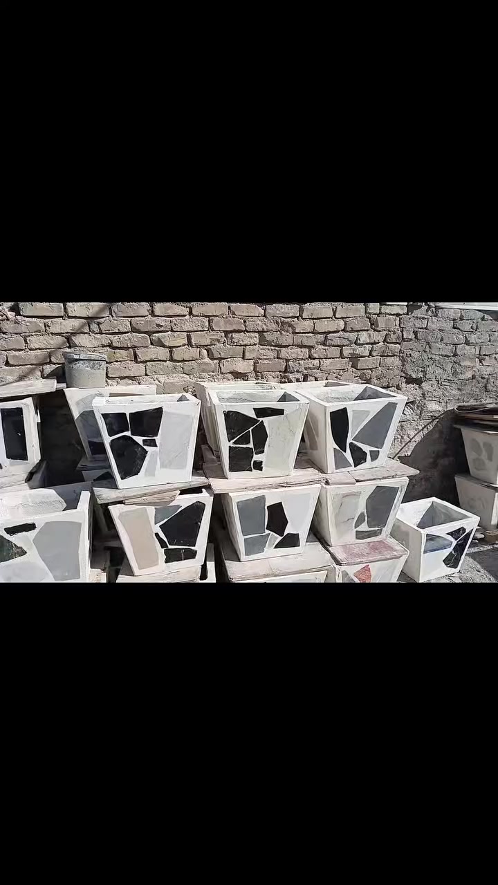 ........ البرج........ 
سنادين 
سنادين صب كونكريت 
مطعمه بل حجر الطبيعي و البورسلين و السيراميك 
اسمنت مقاوم ضد الرطوبه 
يوجد ثلاثه قياسات 
40×40
40×70
40×100
يوجد توصيل لجميع المحافظات العراق 
يوجد بيع بل جمله و المفرد بسعار مناسبه 

***********

........ البرج..........
