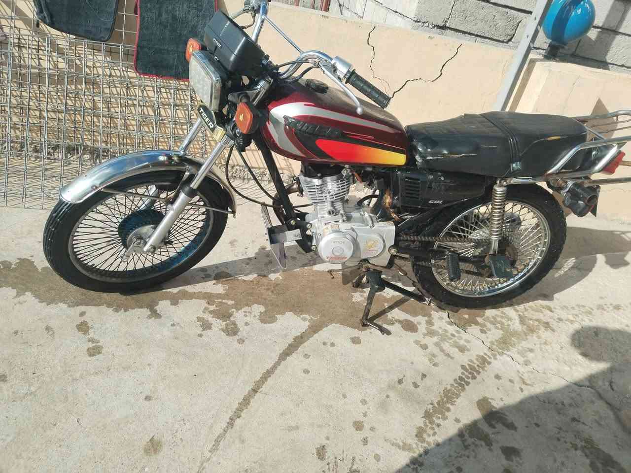 السلام عليكم موطور تايكر 2019 للبيع سعر 375وبي مجال


**إذا كنت صاحب هذا الإعلان وتريد حذفه لأي سبب، رجاءا أرسل رسالة إلى الدعم الفني**