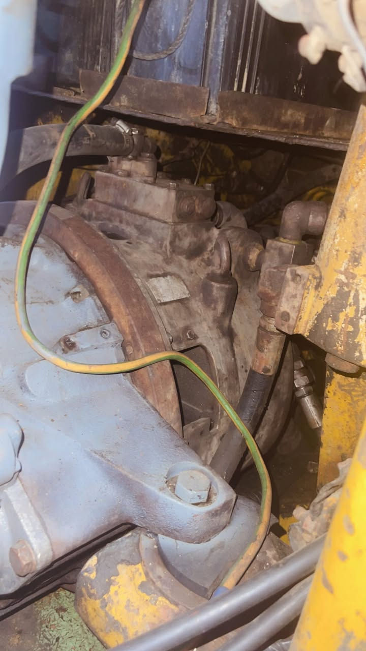 شفل للبيع مديل 81 تركم كير محرك جديد رقم بغداد بريك 4 وياله صدر صينيه فراك كله جديد ***********
