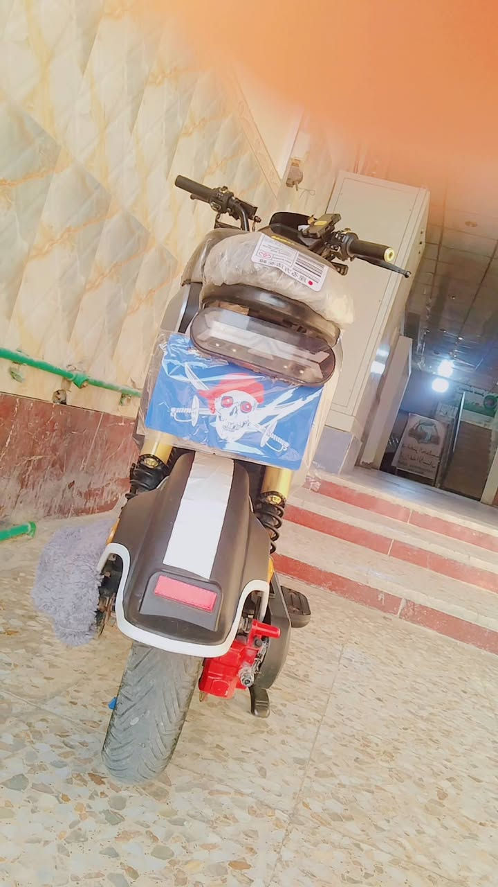 سلام عليكم R9 مديل 26جديده فوول مسجل كلشي شغال سرعه 109حلو شحنه سعر 440وبيه مجال مكاني زبير هاذه رقمي  ***********

