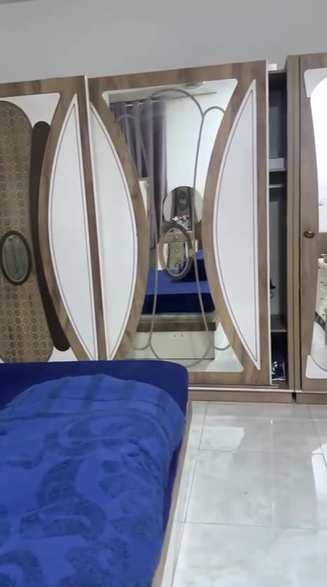 سلام عليكم غراض بيت للبيع التواصل واتس اب على هذا الرقم 
***********
