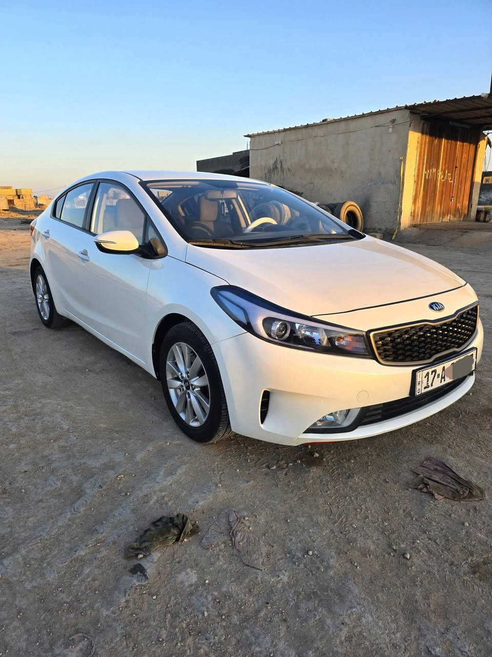 سيراتو 2017 رقم مثنى باسمي كفاله عامه ماشيه 130 كير مكينه حداديه كله شرط مكانه رميثه رقمي ***********
