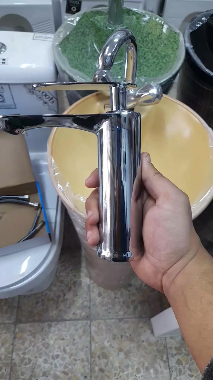 محلات الحجي للصحيات

بغداد الشعلة الشارع العام قرب مرطبات لعيونك 
***********
