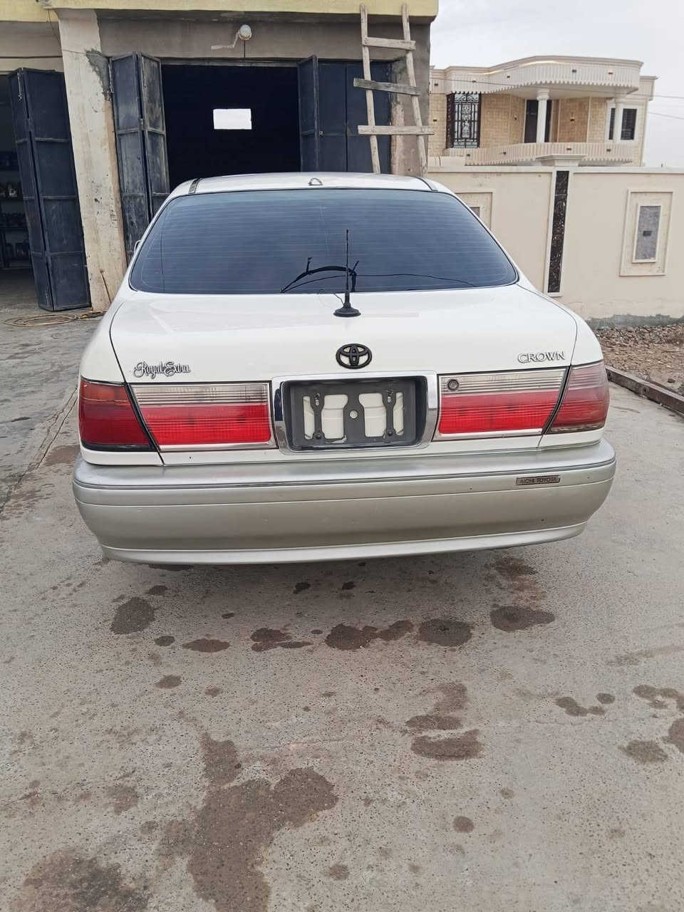 السلام عليكم ملكة كص ما مسجل سيارة طك كارتون دكمتين بردة خلفية محرك فيفيتي فيشة وبطل كير ومحرك كصة شرط صدر خلفي وامامي طبة تبريد ثلج تفة نار كشر وقرفة كارتون شخط واحد مابيهة كهربيات نقص كلوب مابيهة سيارة جاهزة نقص برغي مابيها ما تريد بس ستر من اللة السعر 35ورقة مكان السيارة العلم قريت الربيضة ***********بيع نقد
