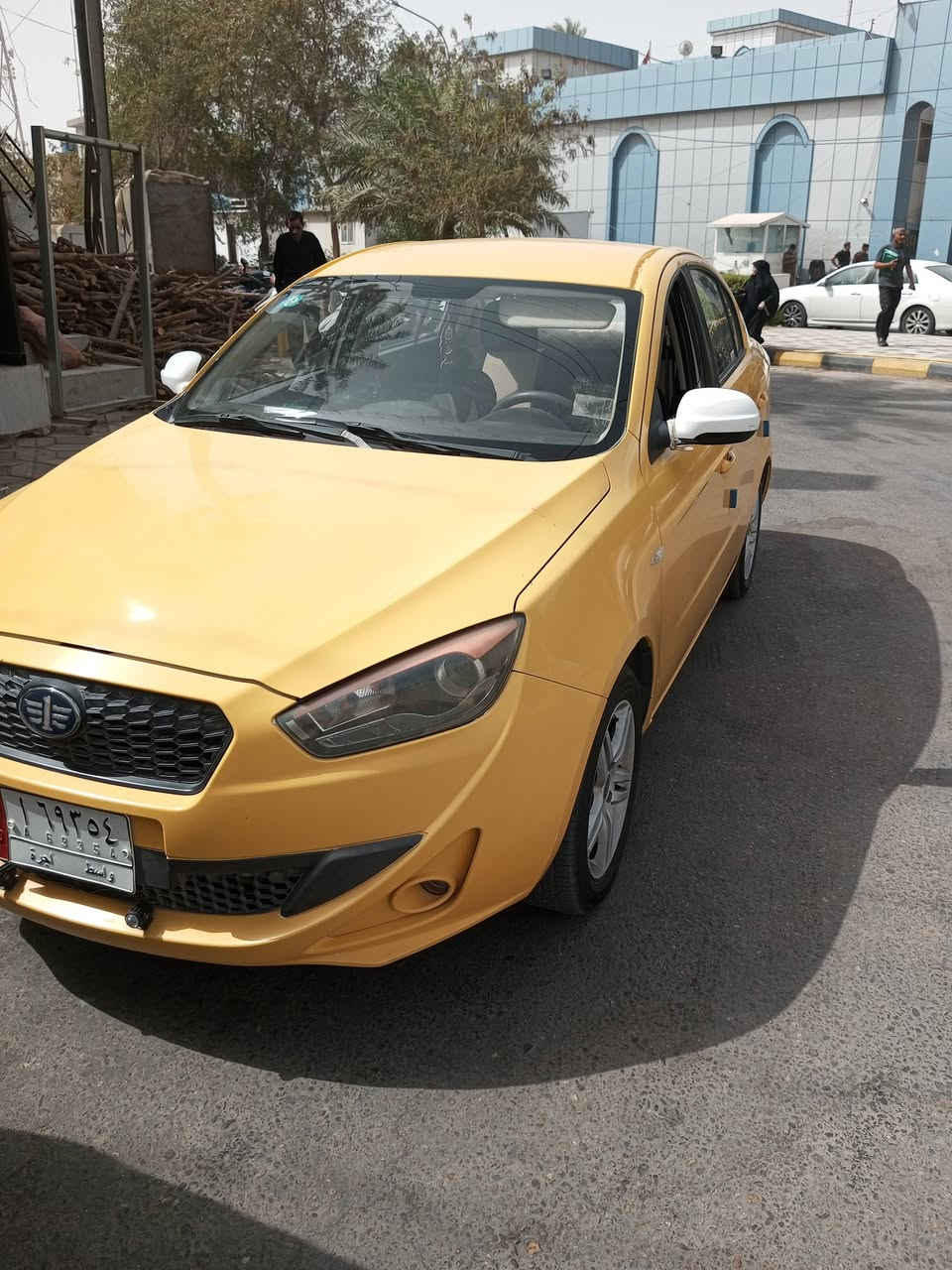 فاو أولي موديل 2015 مكفولة . واسط كوت حي الجهاد 
السعر 48 
رقم الهاتف 
***********
