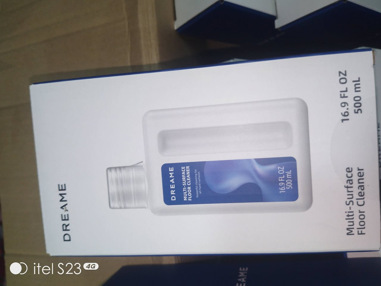 وصول كمية جديدة من منظفات الخاصة بمكانس الروبرت من إنتاج شركة دريم العالمية بمواصفات منظف ومعطر وملمع ومعقم ويحافظ على سلامة المظخة لمكنسة الروبوت 
متوفر في المركز العراقي لمكانس الروبوتات والانسان الالي او مراسلة واتس اب برقم ***********
