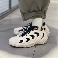 ماركة adidas موديل حديث     قياس 45           CM 29  اي استفسار على ال...