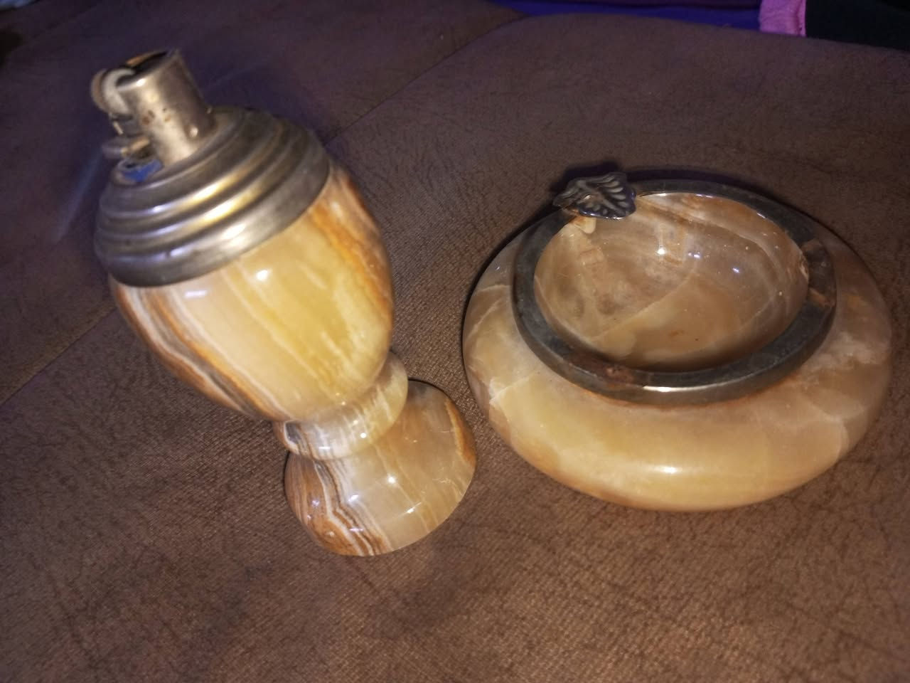 جداحه ونفاضه والدي جايبهن من تركيا بالسبعينات بيع او مراوس بخاتم من القديمات


**إذا كنت صاحب هذا الإعلان وتريد حذفه لأي سبب، رجاءا أرسل رسالة إلى الدعم الفني**