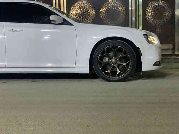 السلام عليكم

اوباما 2018 S كولد مختم 
السيارة وارد امريكي
سیارە ماشاءالله كلش حلوە و جدیدە
المواصفات مكينه 3.6  6 سلندر كير ماوس ٨ نمر 
   كير شفتات بالستيرن
دكمة سبورت + نظام قياده سبورت بالكير 
تشغيل عن بعد
شاشه جبيره
بصمة بيبان + بصمة صندوق 
كشنات كهرباء جلد حضن اسود مطرز S
تدفئه بالمري اوتو 
تدفئه  بالكشنات الاماميه
تبريد كشنات اماميه 
تدفئه كشنات خلفيه 
تبريد كشنات خلفيه 
برده خلفيه اصليه 
حساس امامي  
حساس خلفي 
سترين كهربائي 
كشنات خزن 
سترين تدفئه 
كامره بلاديه
سكنات ليد امامي زنون 
مانع انزلاق ABs  و Esp
مرأة داخليه فوتو عاكسه للضوء
ويل ٢٠ بلادي S كولد مختم

لايت دوار ويه السترين 
زنون بلادي 
رادار جانبي 
بيع 
السعر : 240$ وبيها مجال 
للاتصال : ***********
بدون ايرباك 
دخول جديد ضباط رقم بغداد
ماشيه 120 
حادث مرفق بلصور
