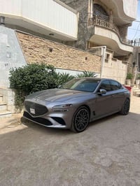 سياره جينسيزز g70 بريستيج 2024 فول مواصفات ماشيه ١٣ الف كيلو فقط رقم ب...