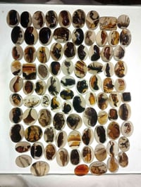 عقيق يماني • نادرة • مقاسات مختلفة